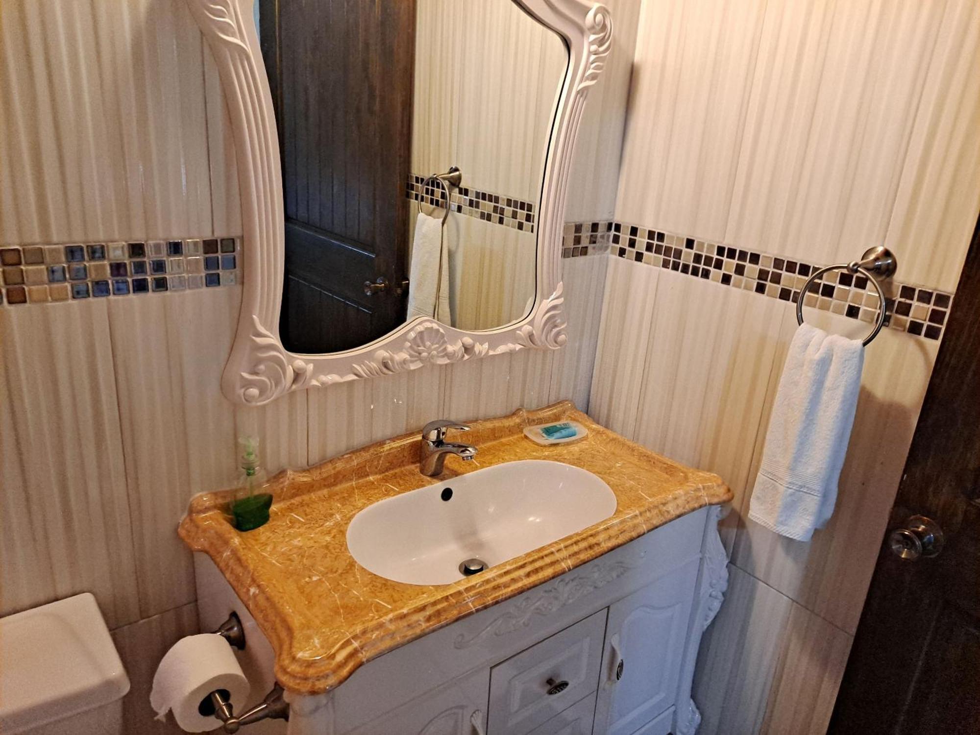 Chaudhry Holiday House מונטגו ביי מראה חיצוני תמונה